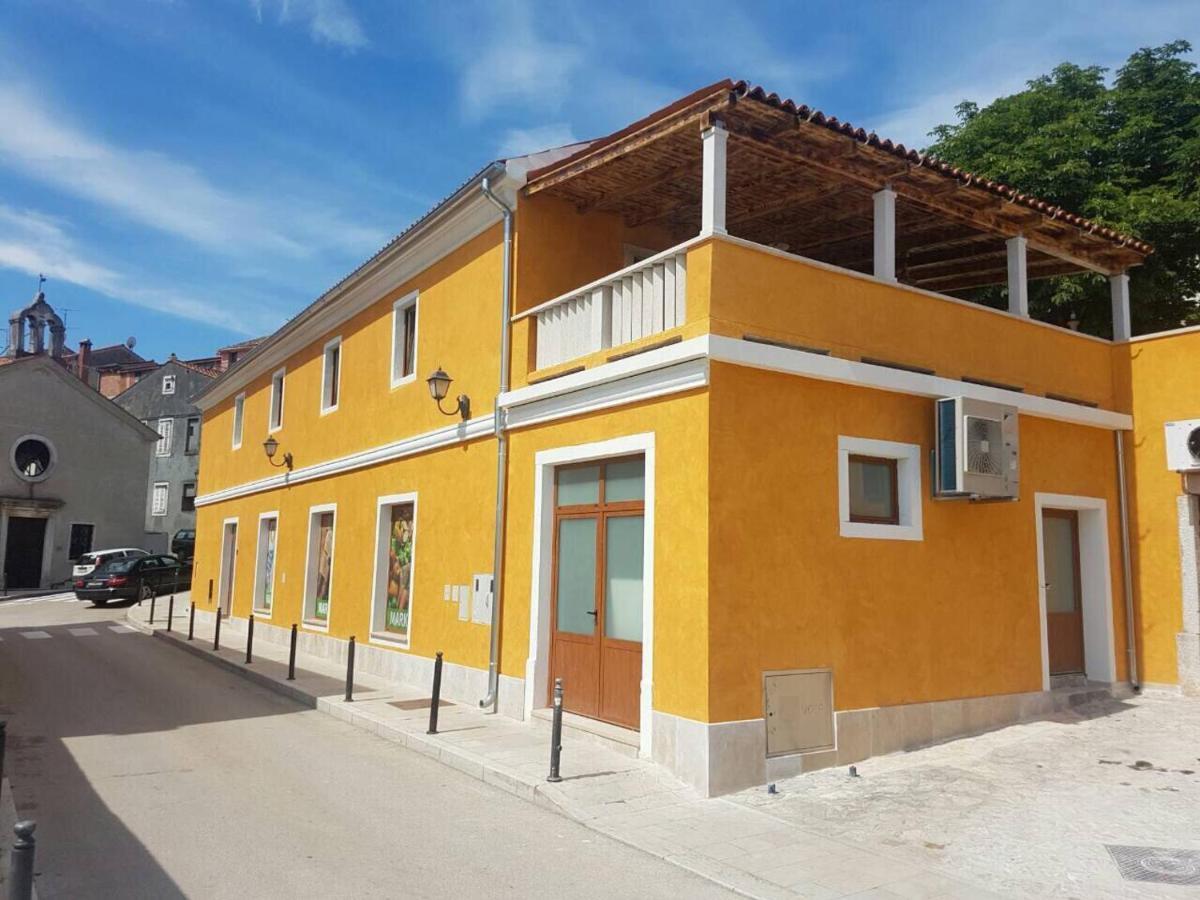 Old Town Apartment Popovic Vrsar Exterior photo