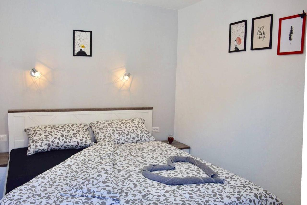 Old Town Apartment Popovic Vrsar Exterior photo